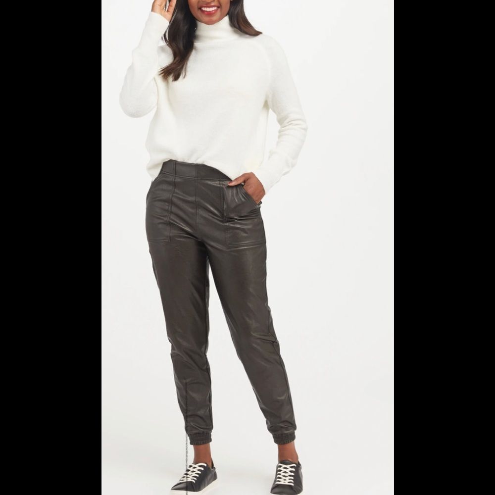 SPANX Leather-like jogger Black, Size XLarge